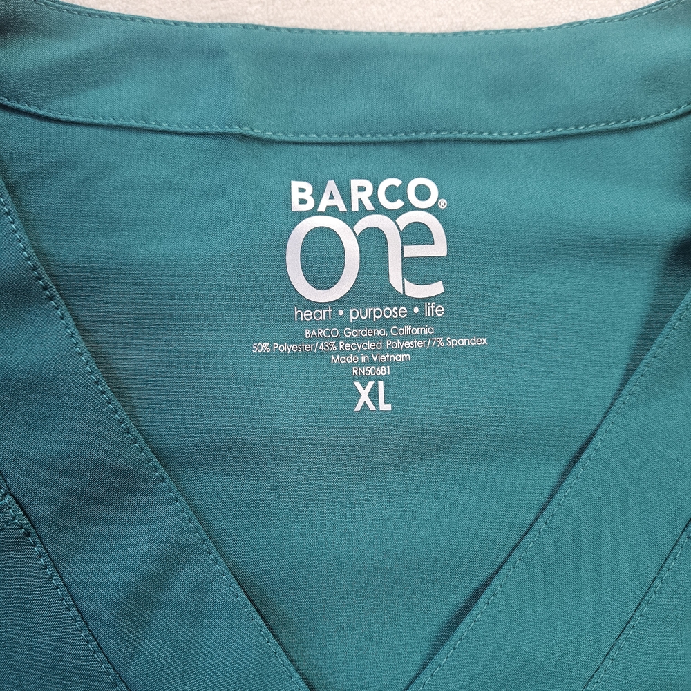 Women's V-Neck Scrub Top - Green - Picture 7 of 13